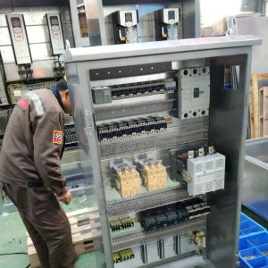 ׃�l�����������������ؙC(j��)ϵ�y(t��ng)�е��\��